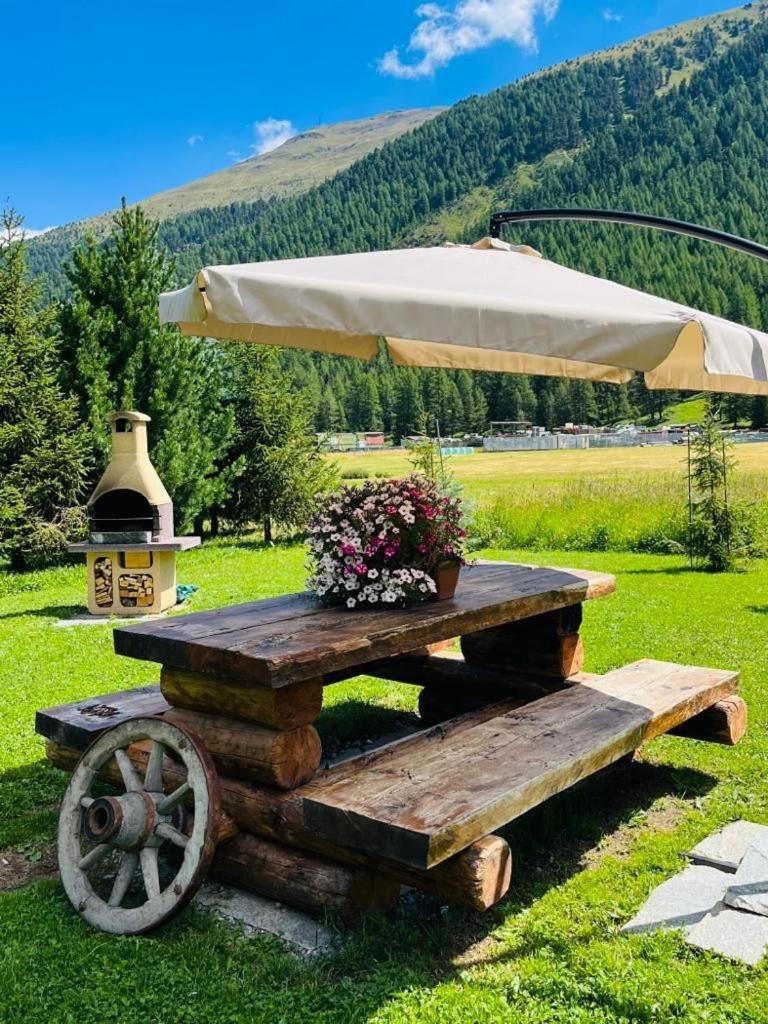Chalet Sunshine Livigno Eksteriør bilde